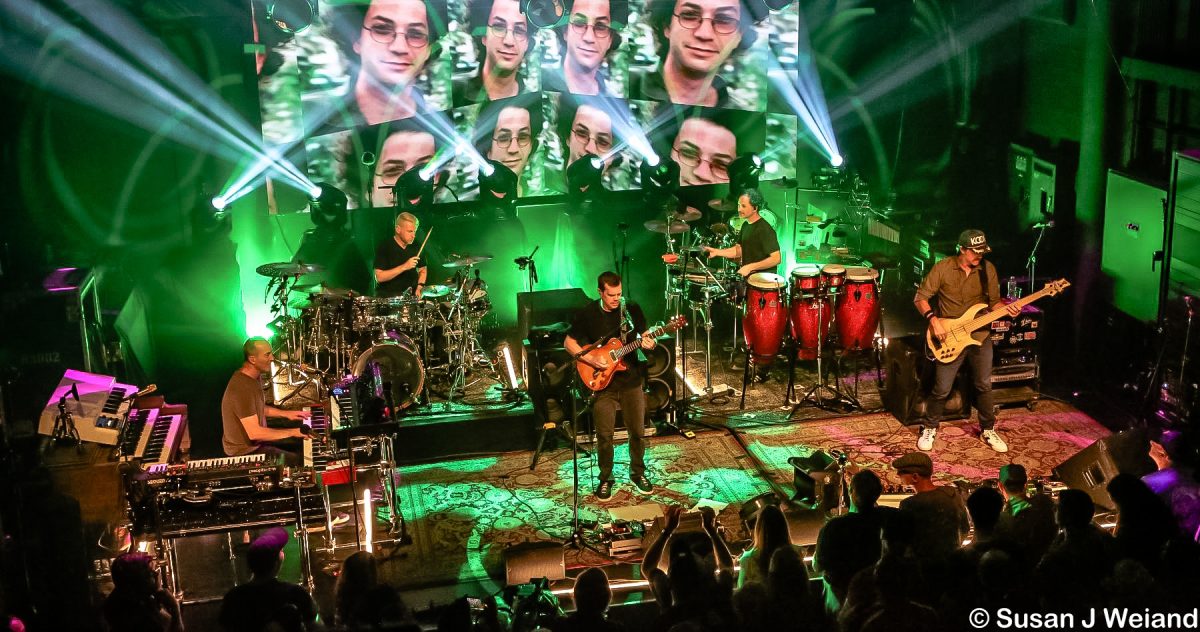 Umphrey's McGee live in concert